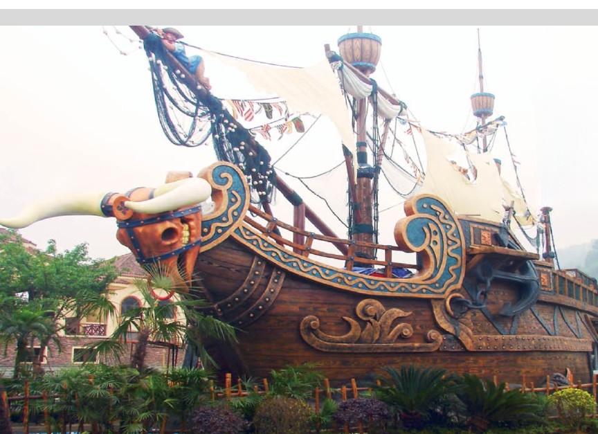 GRP sculptural fabrication — custom fiberglass decorative feature