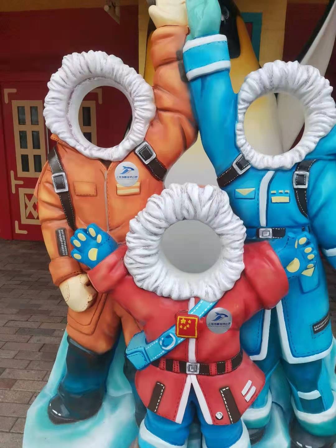 fiberglass sculpture project amusement park character custom FRP supplier China HUIHEWORLD sourcing partner